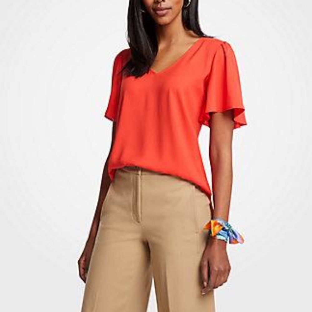 NEW!! Ann Taylor | V-Neck Flutter Sleeve Top